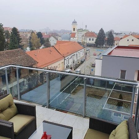 Penthouse Heart Of Slavonia **** Apartment Ðakovo Bagian luar foto