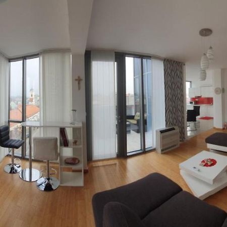 Penthouse Heart Of Slavonia **** Apartment Ðakovo Bagian luar foto