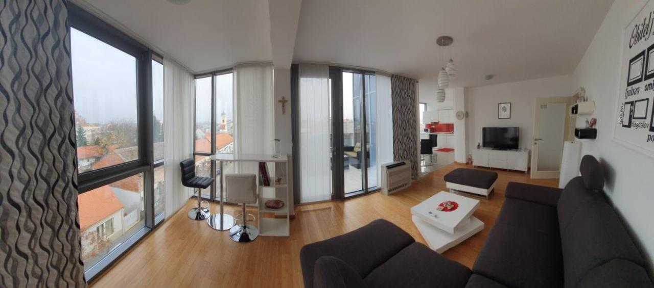 Penthouse Heart Of Slavonia **** Apartment Ðakovo Bagian luar foto