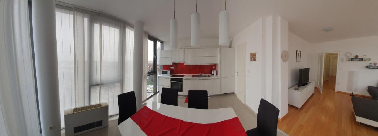 Penthouse Heart Of Slavonia **** Apartment Ðakovo Bagian luar foto